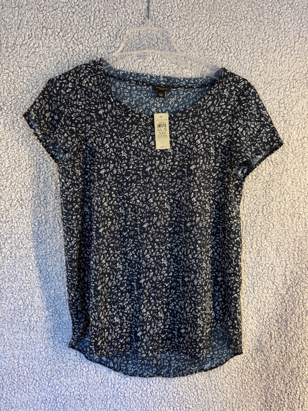 Ann Taylor Short-sleeve Blouse with abstract print design - Size XXS (NWT)